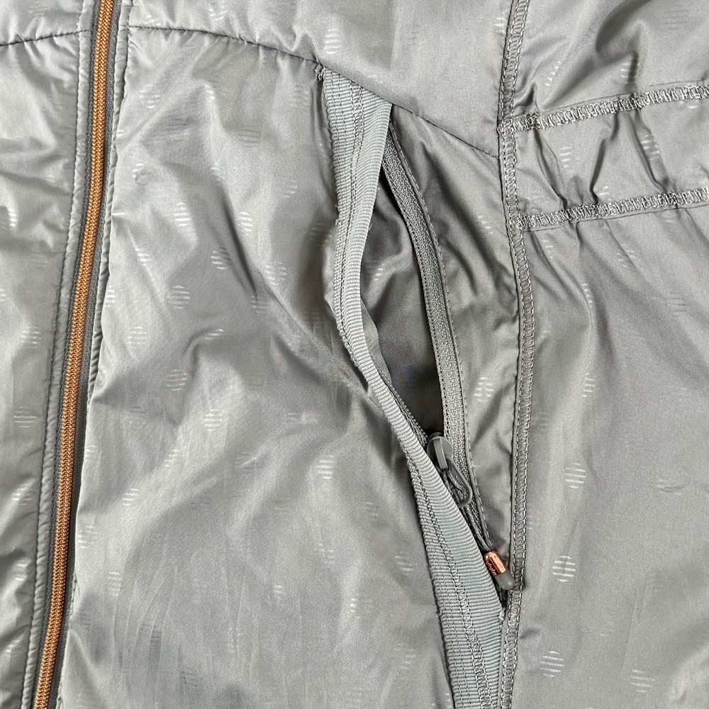 Lululemon Spring Fling Silver Polka Dot Lightweight Down Puffer Jacket Ruffle S - Picture 6 of 12